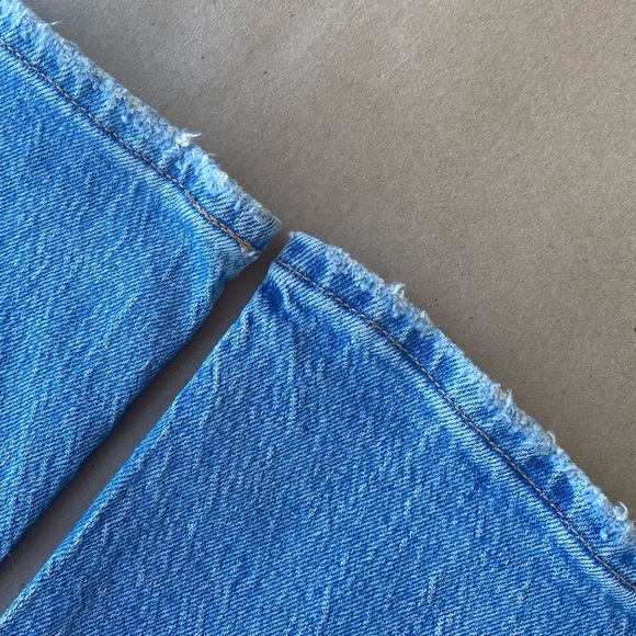 Levi’s 70s High Rise Flare Light Wash Womens Premium Quality Jeans - Picture 13 of 14
